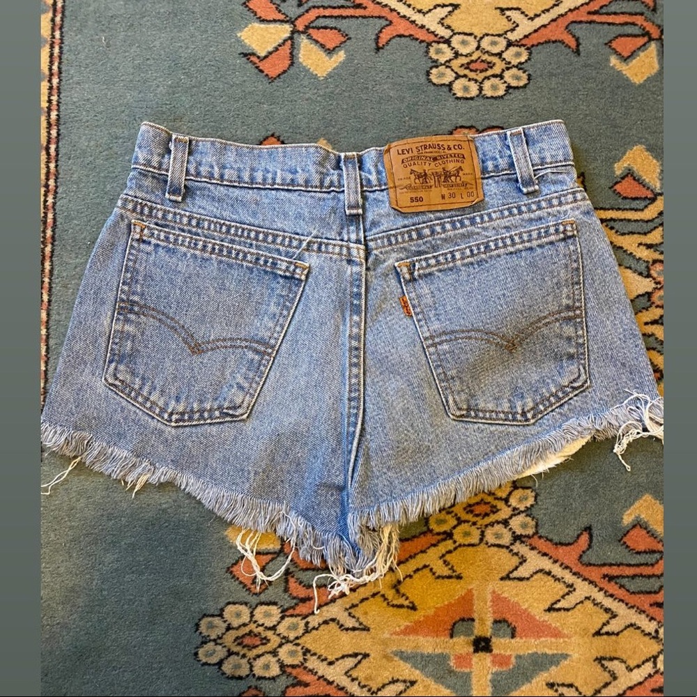 Levi’s orange tag